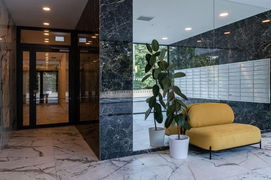 Parkside Harmony Apartment - Brno Eksteriør billede