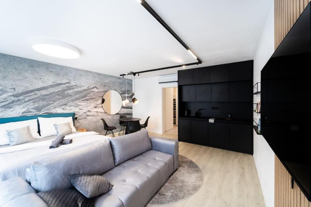Parkside Harmony Apartment - Brno Eksteriør billede